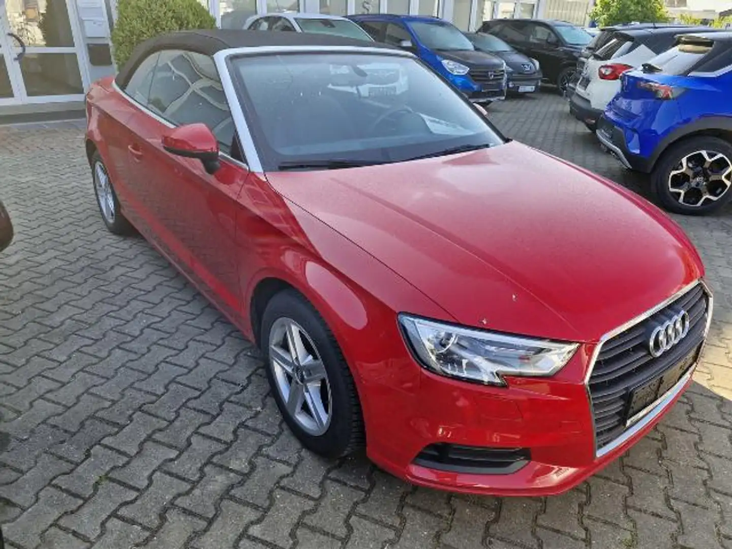 Audi A3 Cabriolet Windschott/Kamera/Bi-Xenon/SHZ Rot - 2