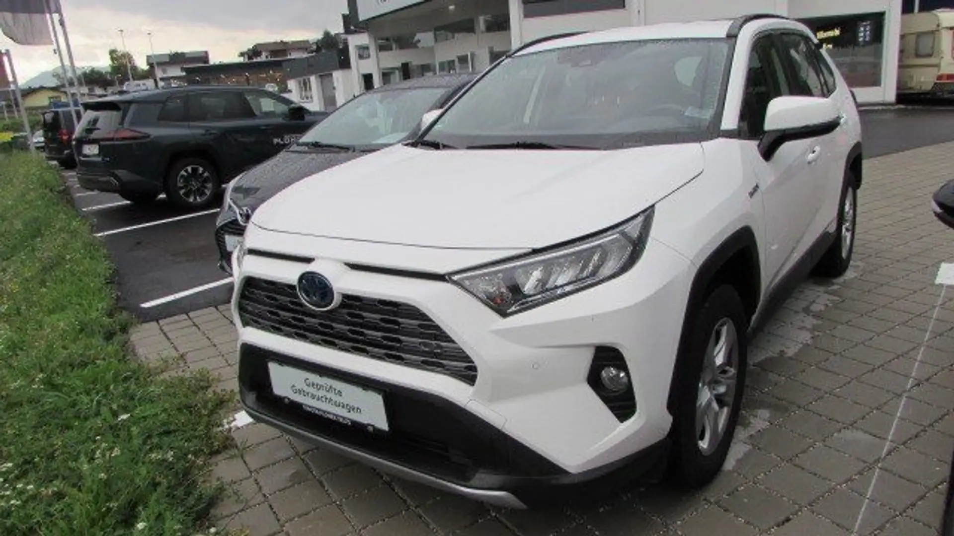 Toyota RAV 4 RAV4 2,5 Hybrid 4x4 Active Weiß - 2