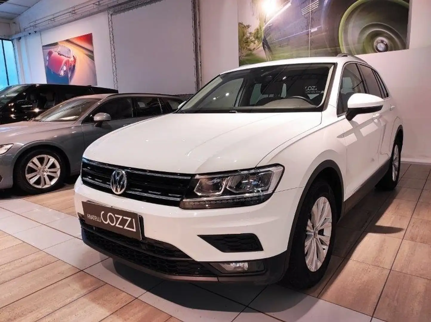 Volkswagen Tiguan 2ª serie - Tiguan 2.0 TDI SCR DSG Business BlueMot Bianco - 2