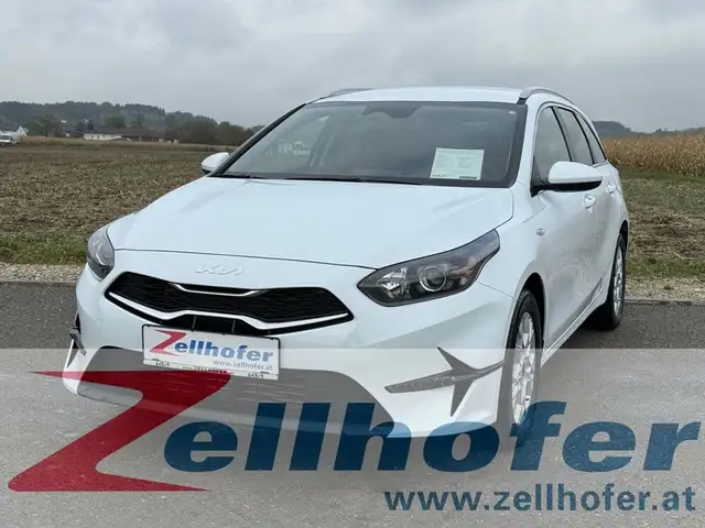 Kia Ceed SW / cee'd SW 1,5 TGDI Silber 48V DCT