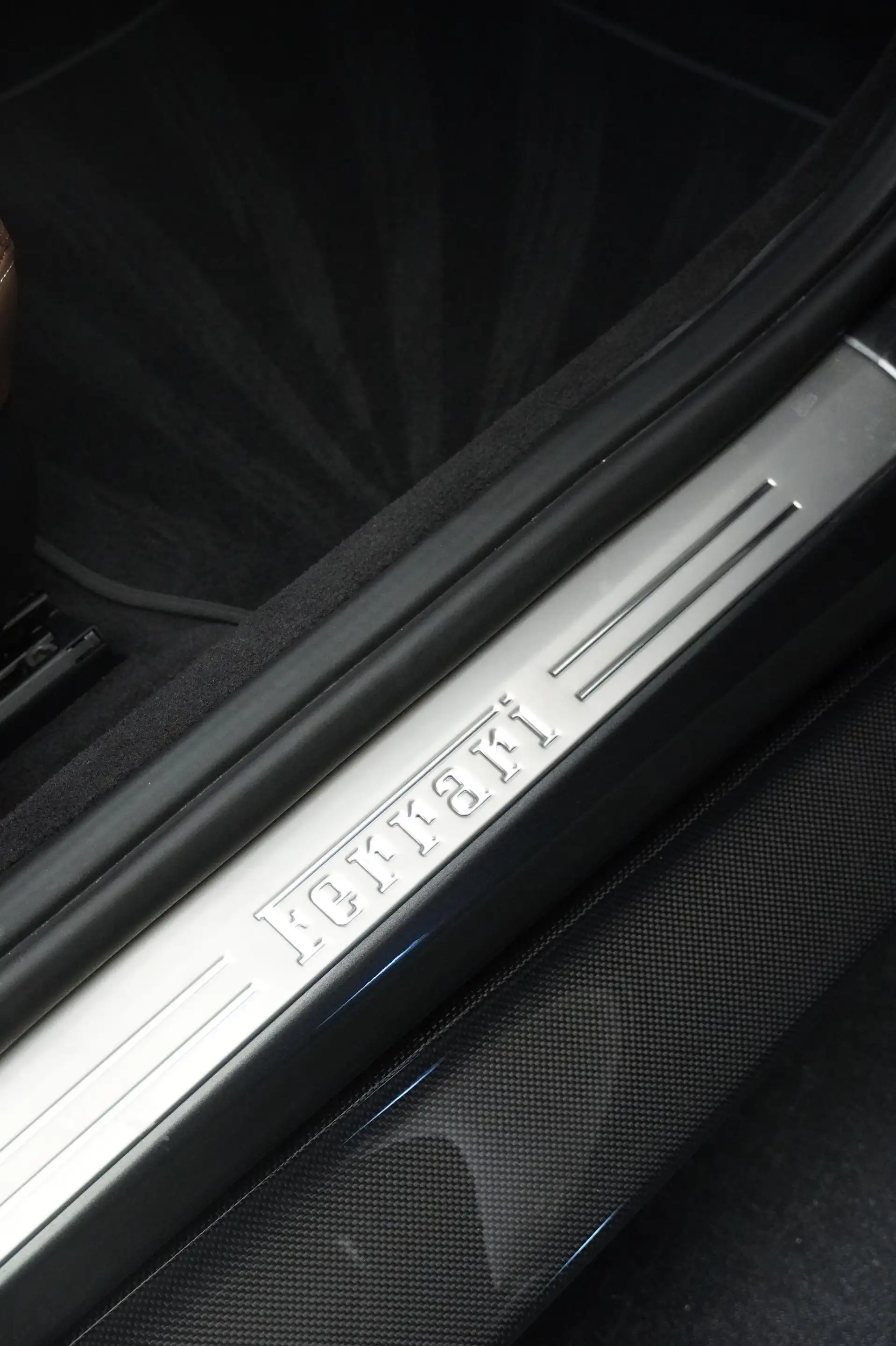 Ferrari Roma Spider — photo 12