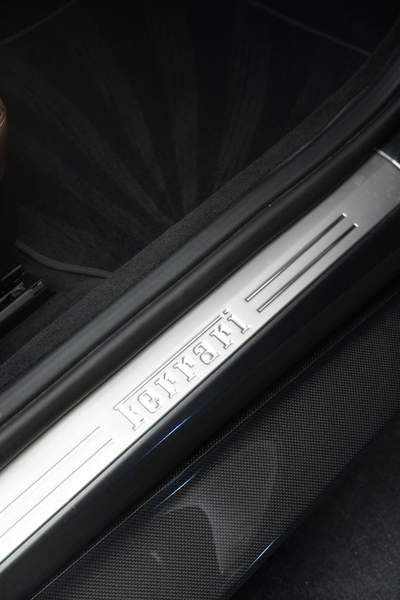 Ferrari Roma Spider — photo 12
