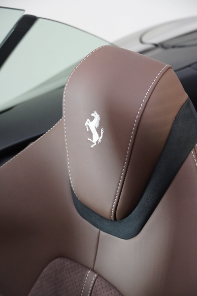 Ferrari Roma Spider — photo 17