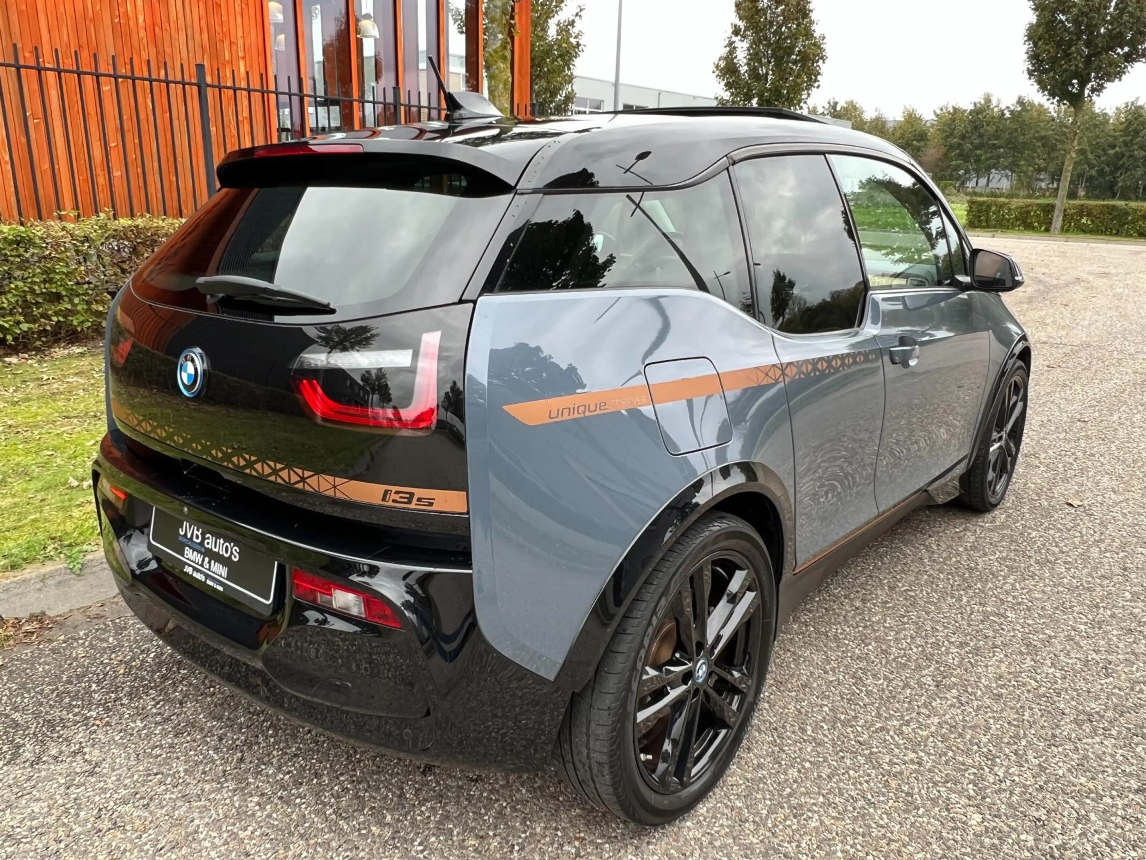 BMW i3 I3S 120Ah 42 kWh Unique Forever Edition Schuifdak, — photo 4