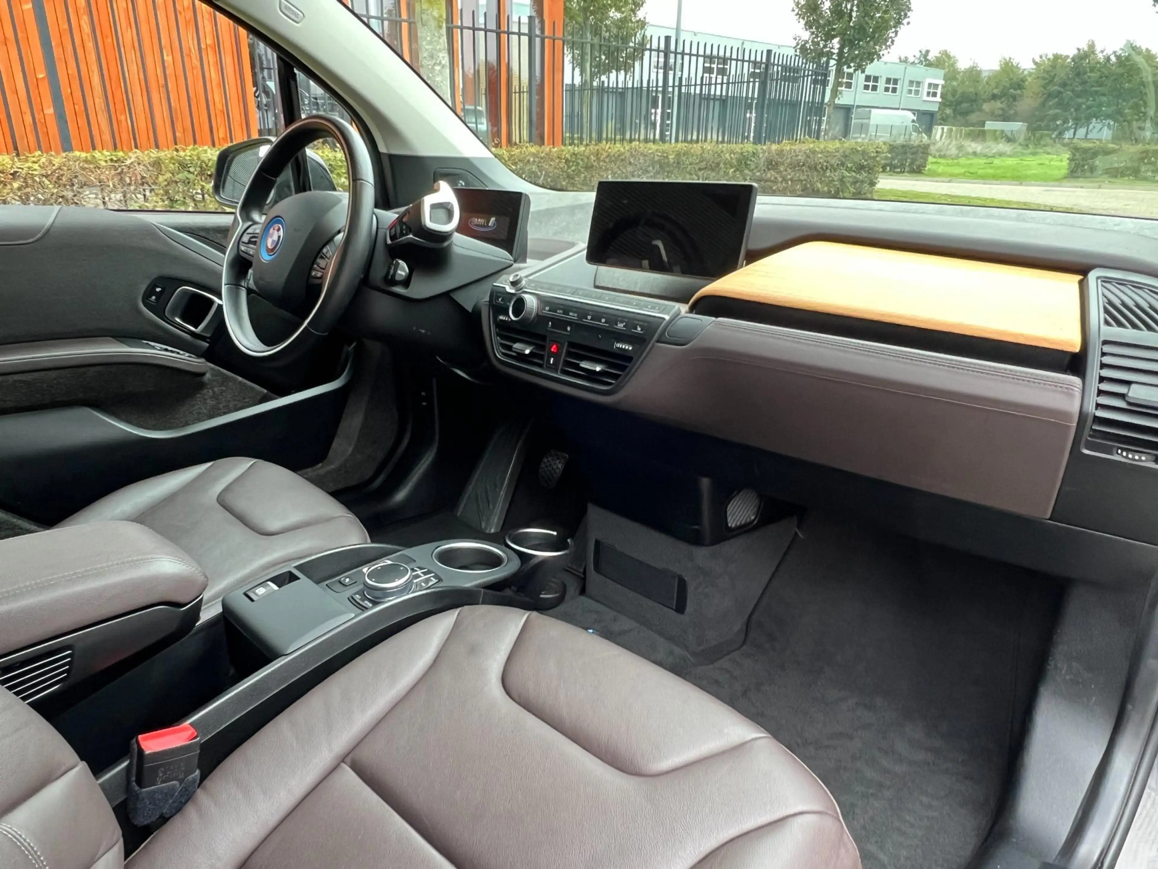 BMW i3 I3S 120Ah 42 kWh Unique Forever Edition Schuifdak, — photo 3