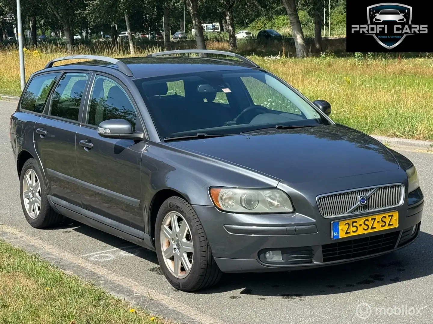 Volvo V50 2.4 Edition I Airco Elek.Pakket Grau - 1