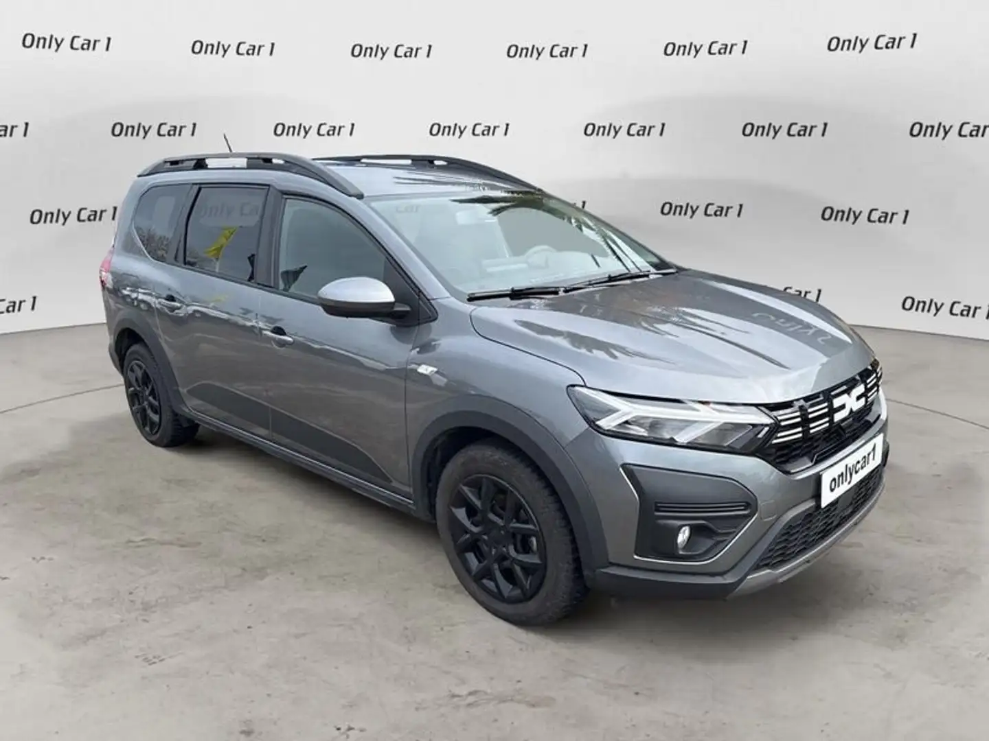 Dacia Jogger 1.0 TCe 110 CV 5 p. Essential Gris - 1