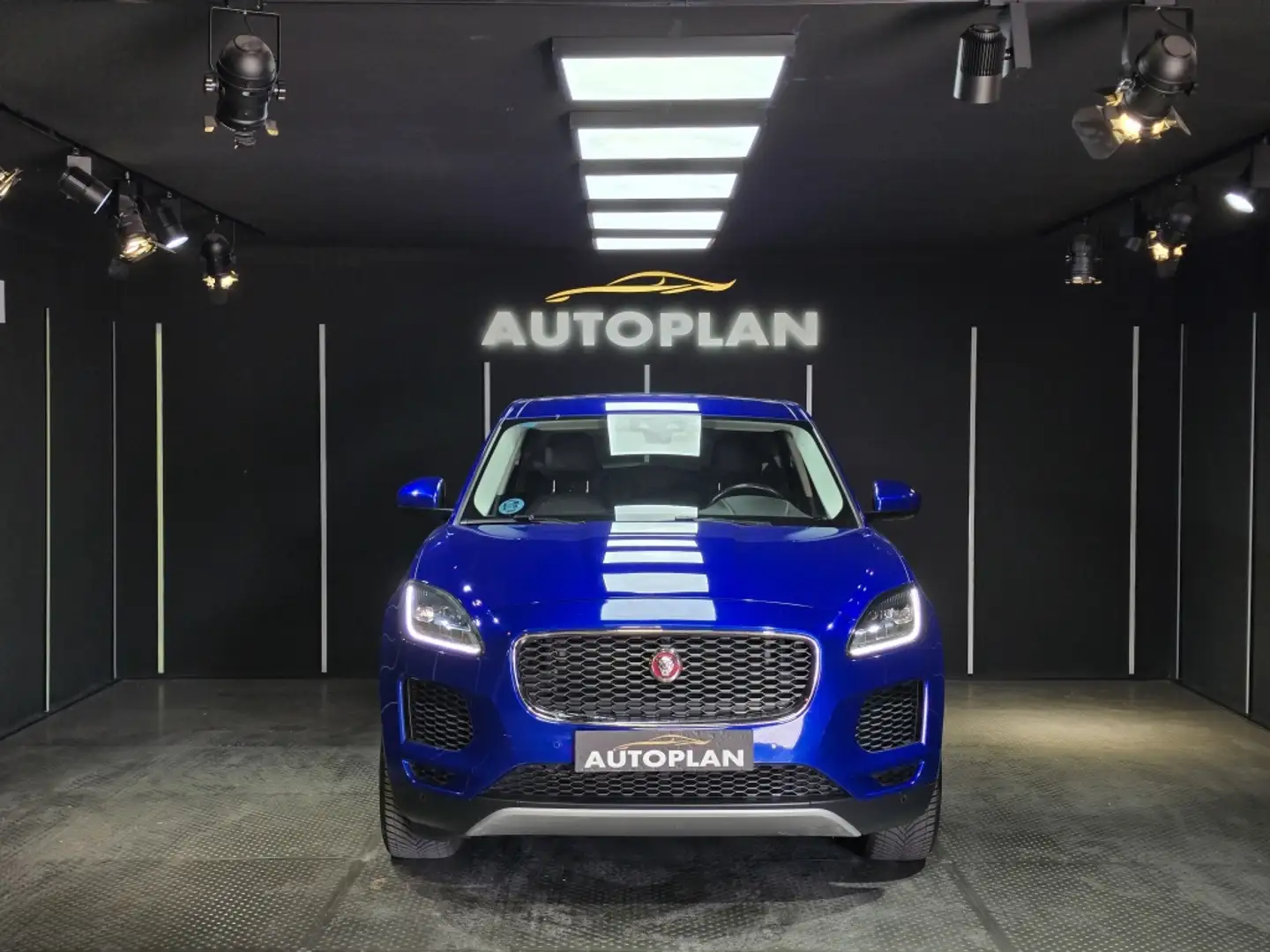 Jaguar E-Pace 2.0D I4 Standard AWD Aut. 150 Azul - 2