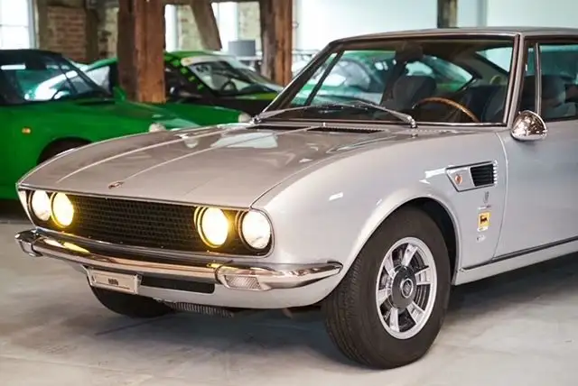 Fiat Dino view 3