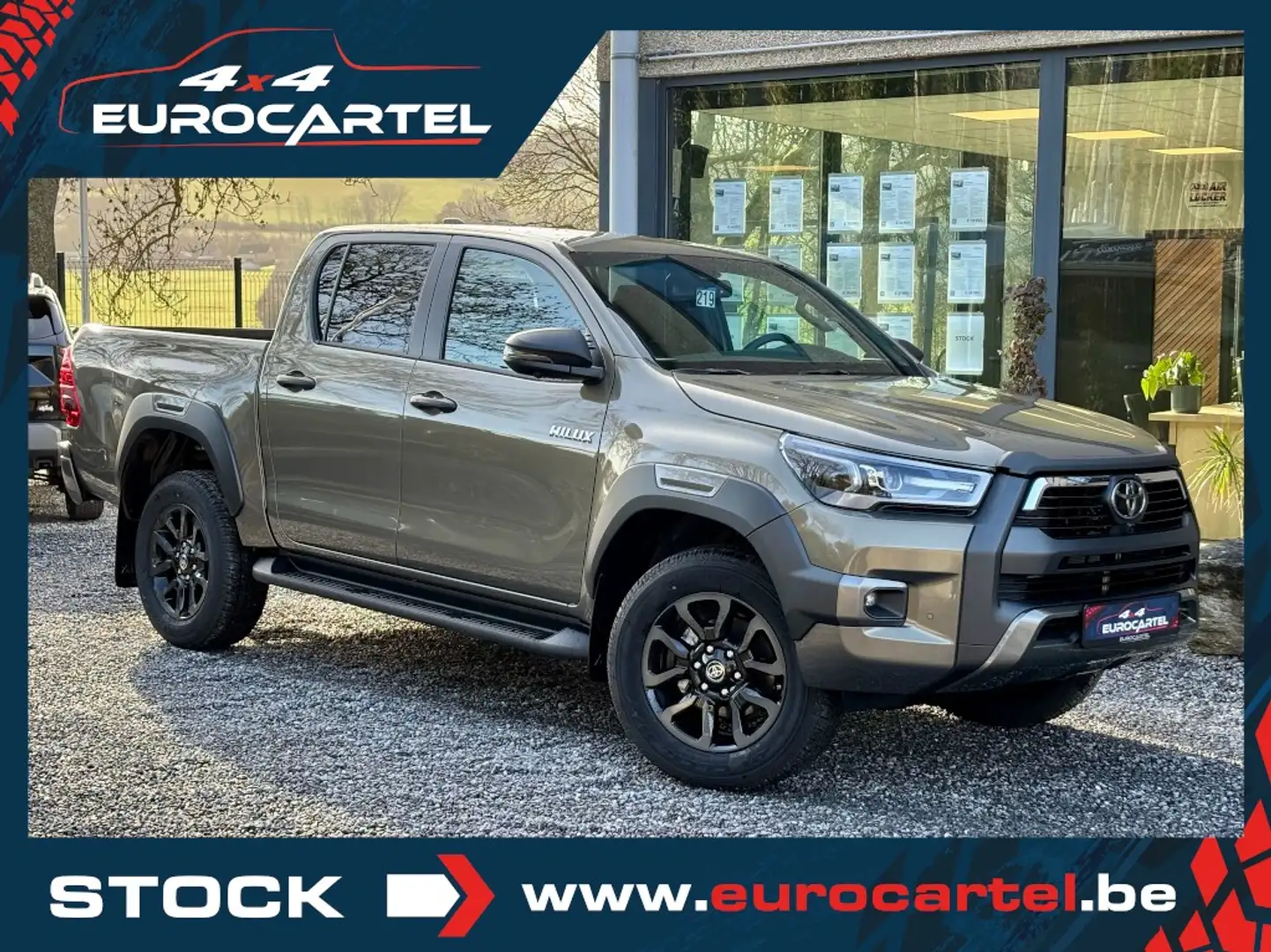 Toyota Hilux 2.8 D-4D 204 CV AUTO | INVINCIBLE | 49.579 € HTVA Bronze - 1