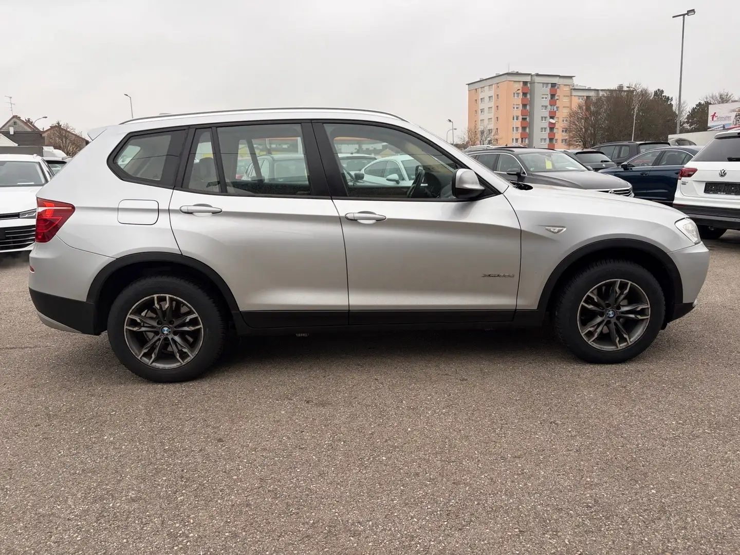 BMW X3 xDrive30d Österreich-Paket Aut. Grau - 2