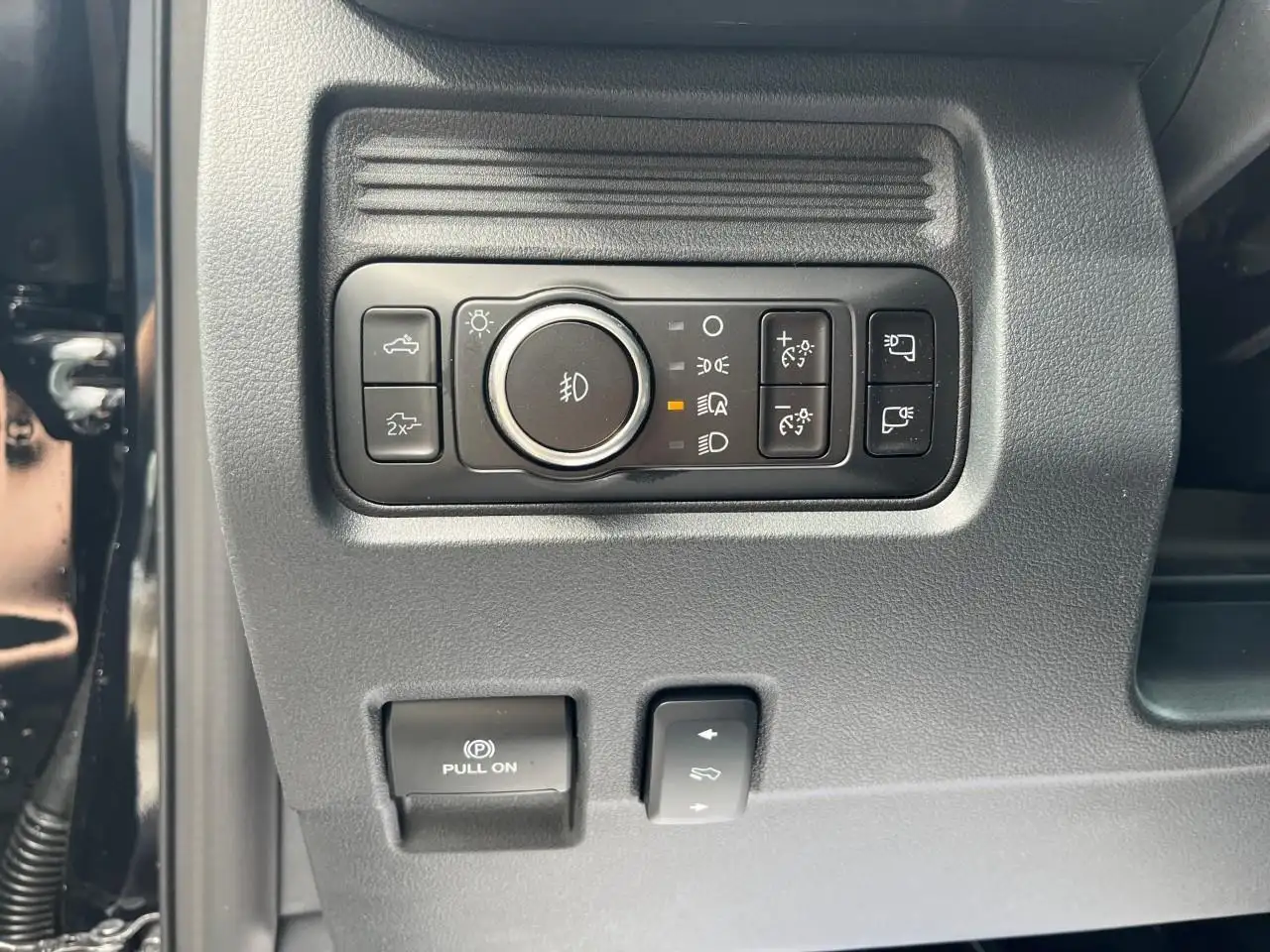 Ford F 350 снимка Ford F 350