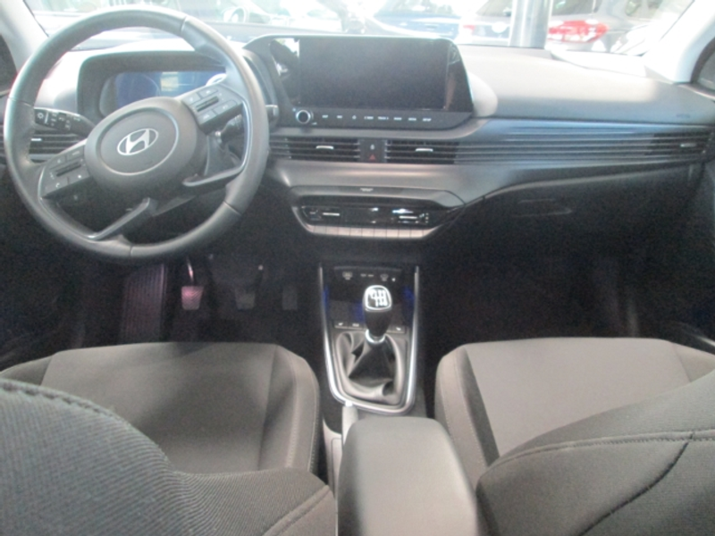 Hyundai i20 Prime Kamera Voll LED Navi Android Apple CarPlay — photo 11