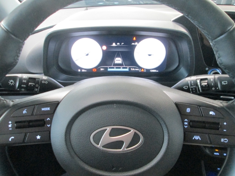 Hyundai i20 Prime Kamera Voll LED Navi Android Apple CarPlay — photo 12