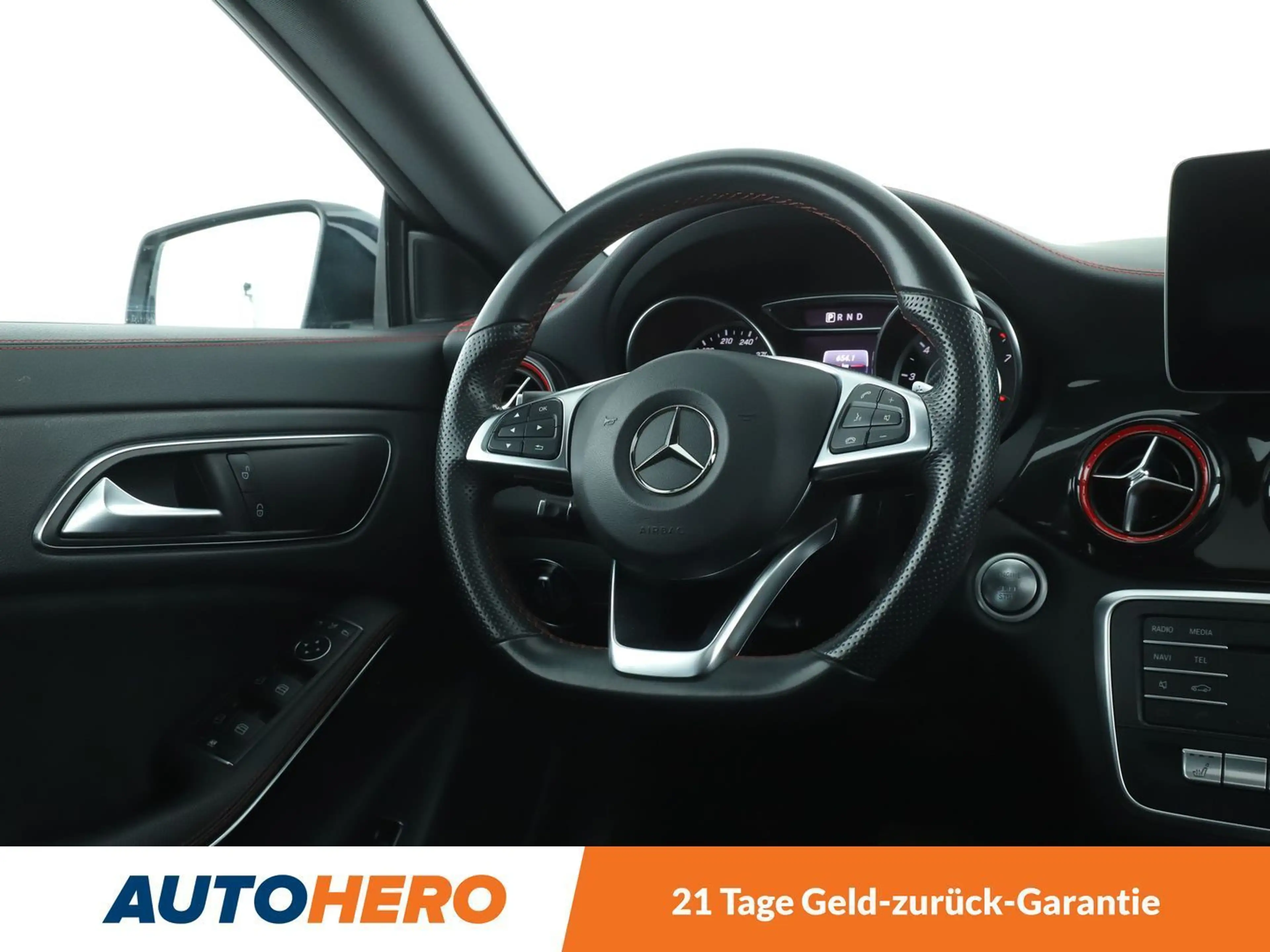 Mercedes-Benz CLA 45 AMG CLA 45 Shooting Brake AMG 4Matic Aut.*LED*NAVI*PDC — photo 13