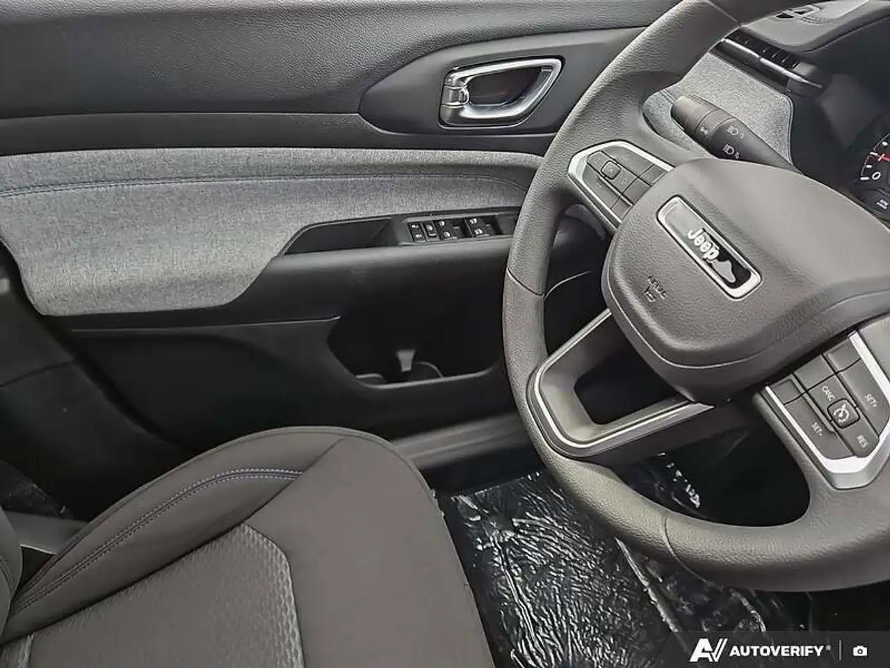 Jeep Compass снимка Jeep Compass