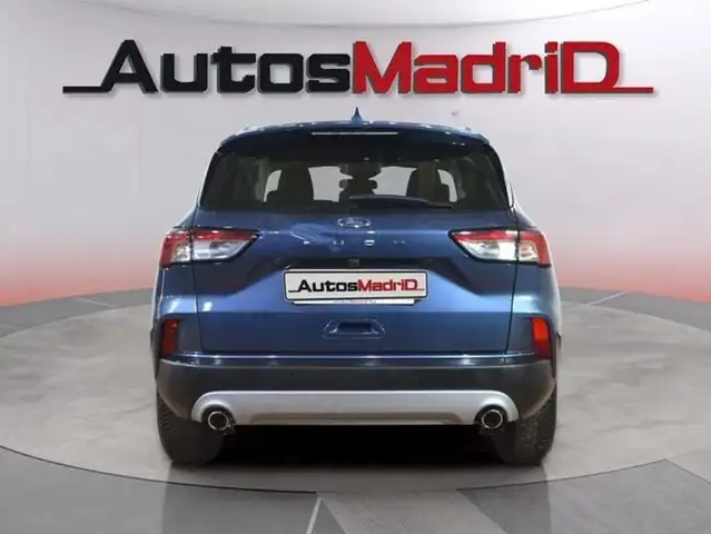 Ford Kuga view 4