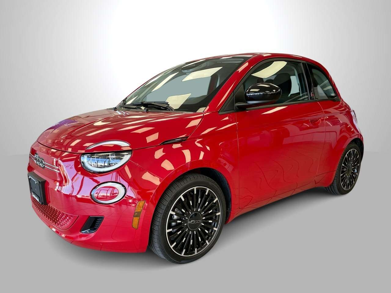 2025 Fiat 500e (RED) Edition | Pure EV | Nav Local, like new, aes — снимка 4