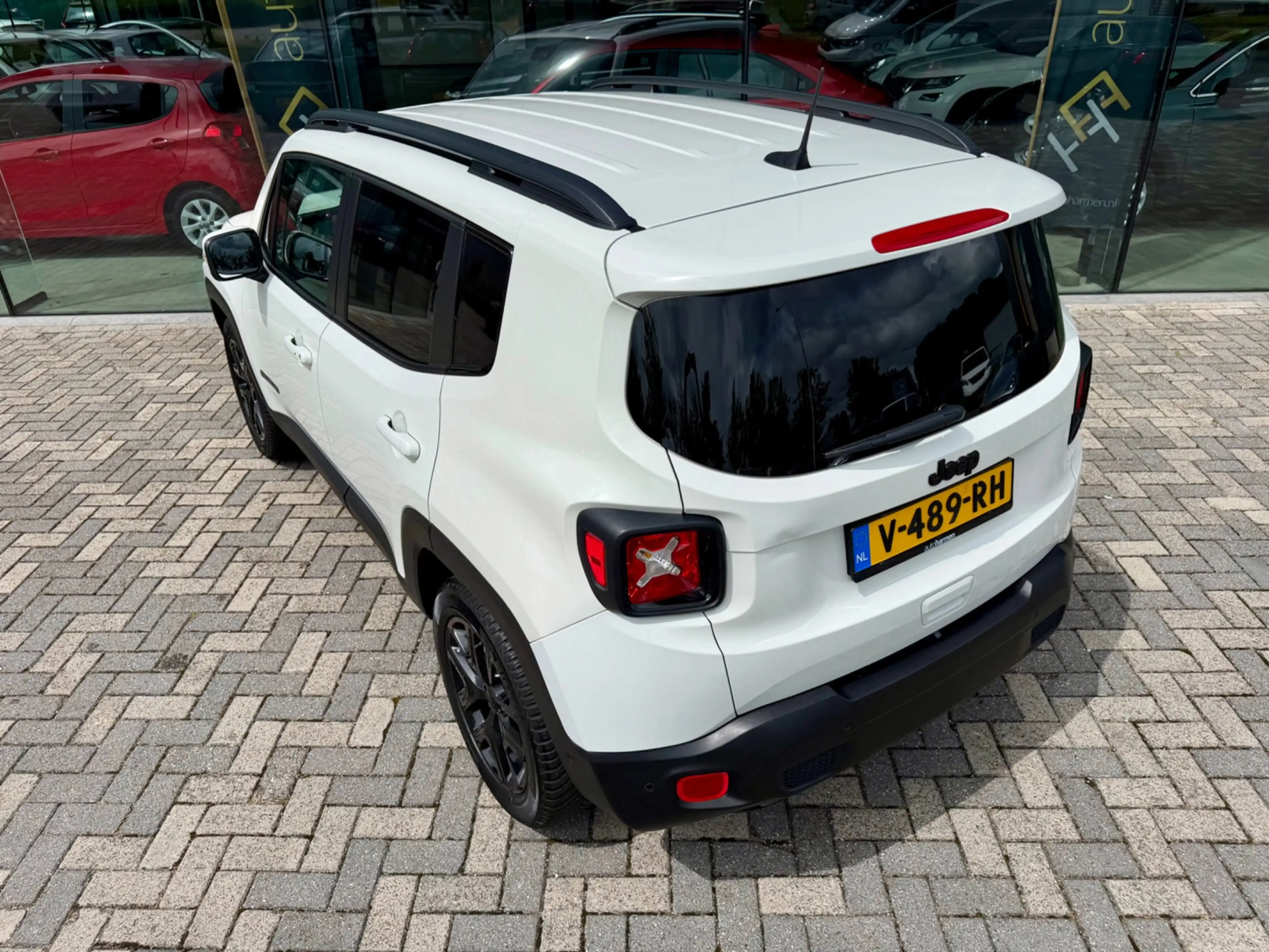 Jeep Renegade 1.4 140pk Limited, CarPlay, Xenon, NAP, KeyLess — photo 13
