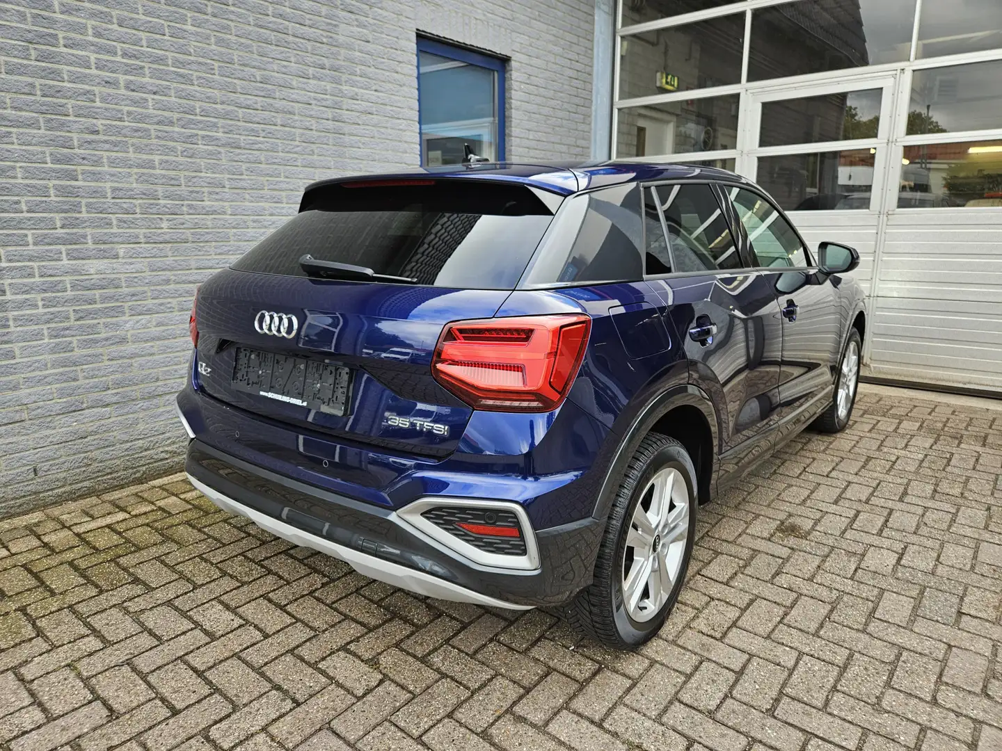 Audi Q2 35 TFSI Advanced edition Inclusief Afleveringskost Blauw - 2