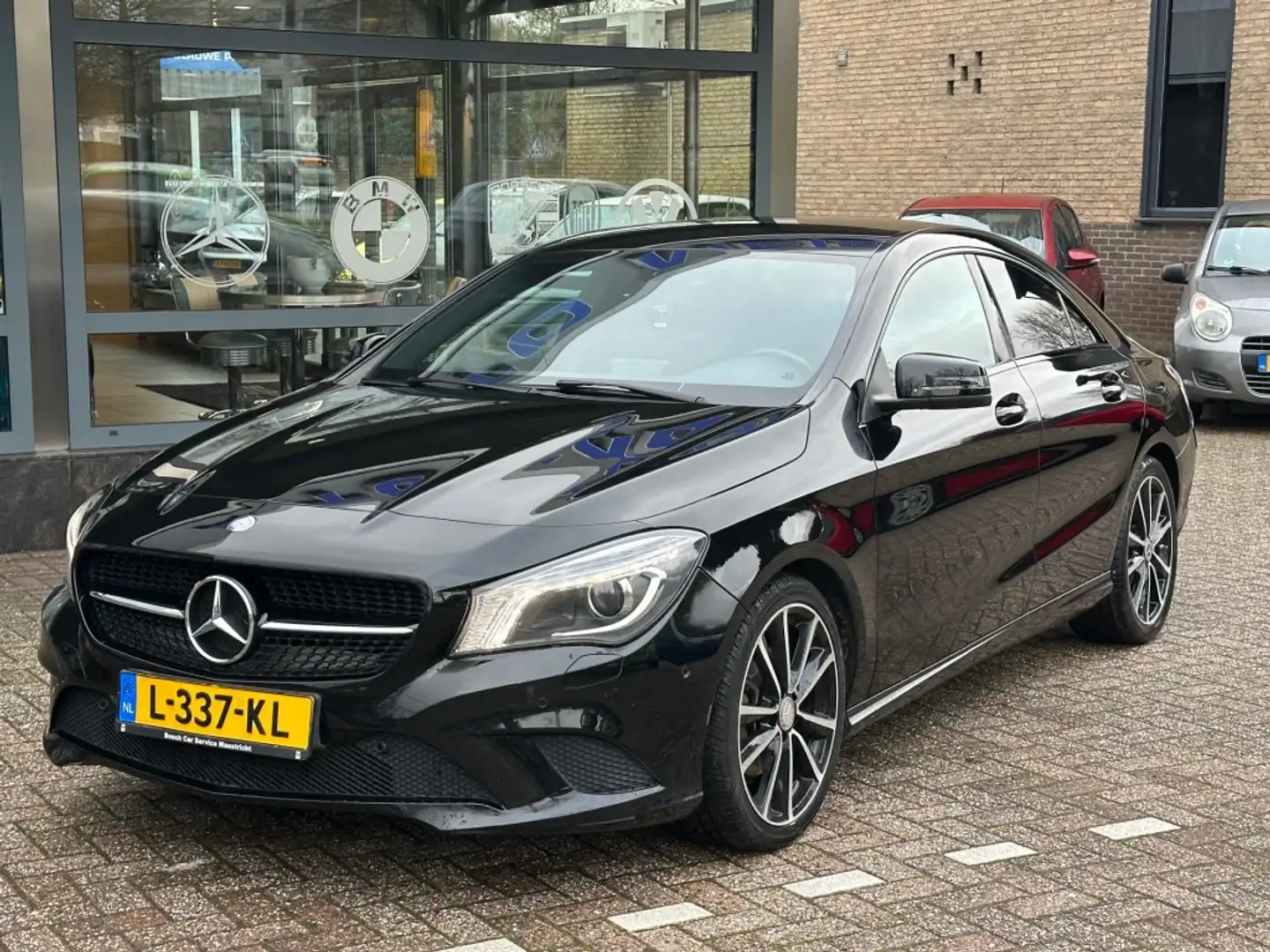 Mercedes-Benz CLA 180 180 EDITION 1 Navi Airco Cruise Schwarz - 2