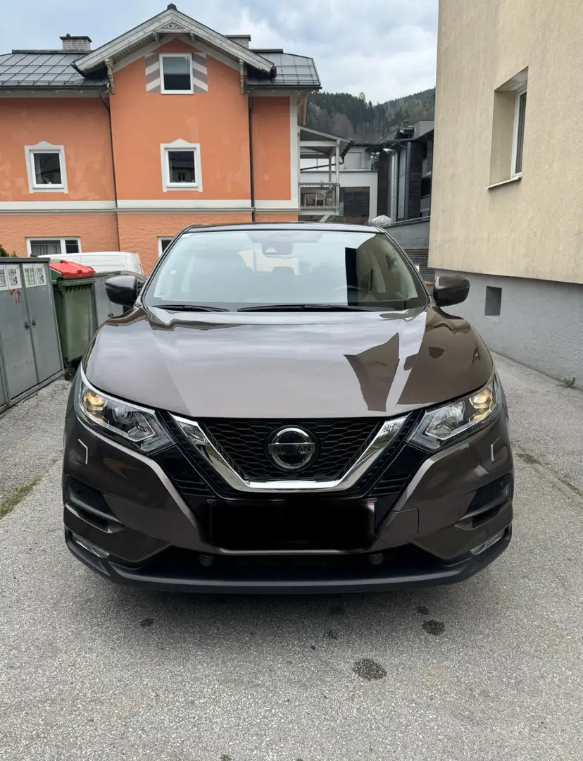 Nissan Qashqai 1,3 DIG-T Acenta - 1