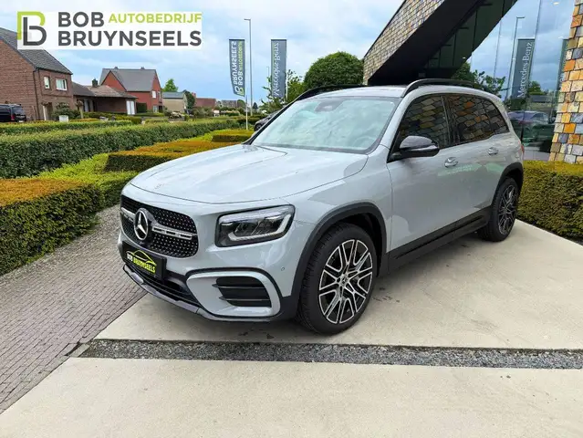 Mercedes-Benz GLB 180 AMG Line | Lifecycle Edition | Nightpakket | Panodak | Camera |Keyless GO