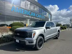 Ford F-150 Supercrew LARIAT Black Package V8 5.0L