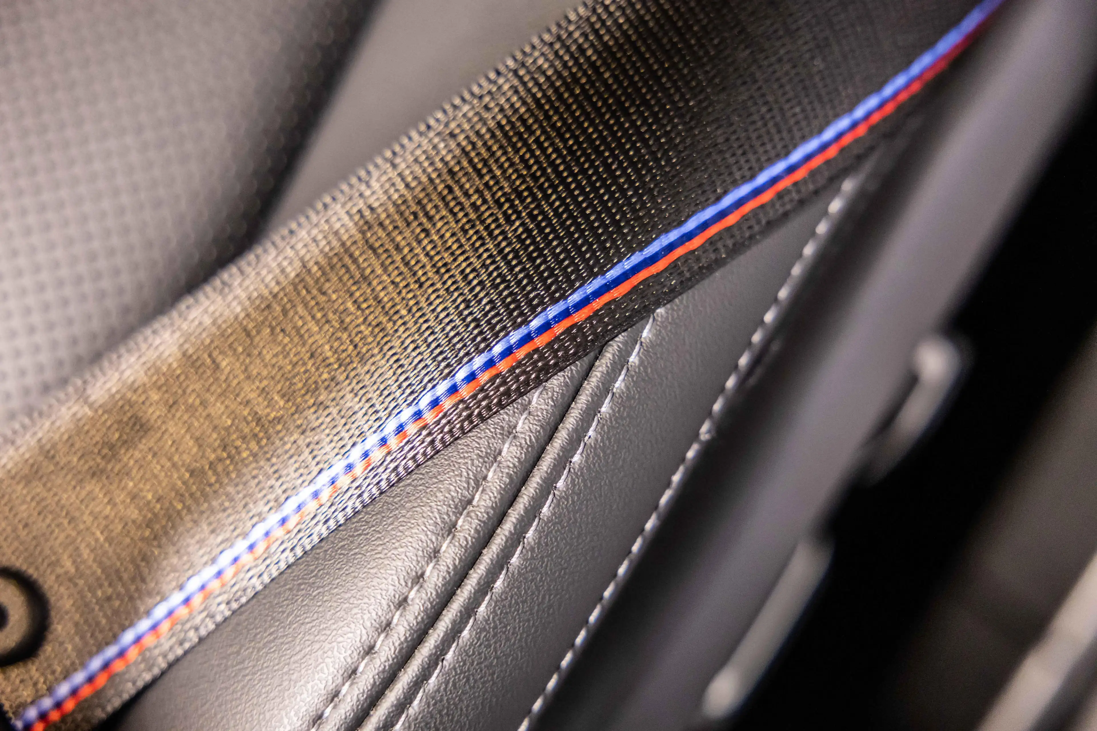 BMW i5 eDrive40 Touring M SPORT PRO |DRIVE ASS PRO | PARK — photo 15