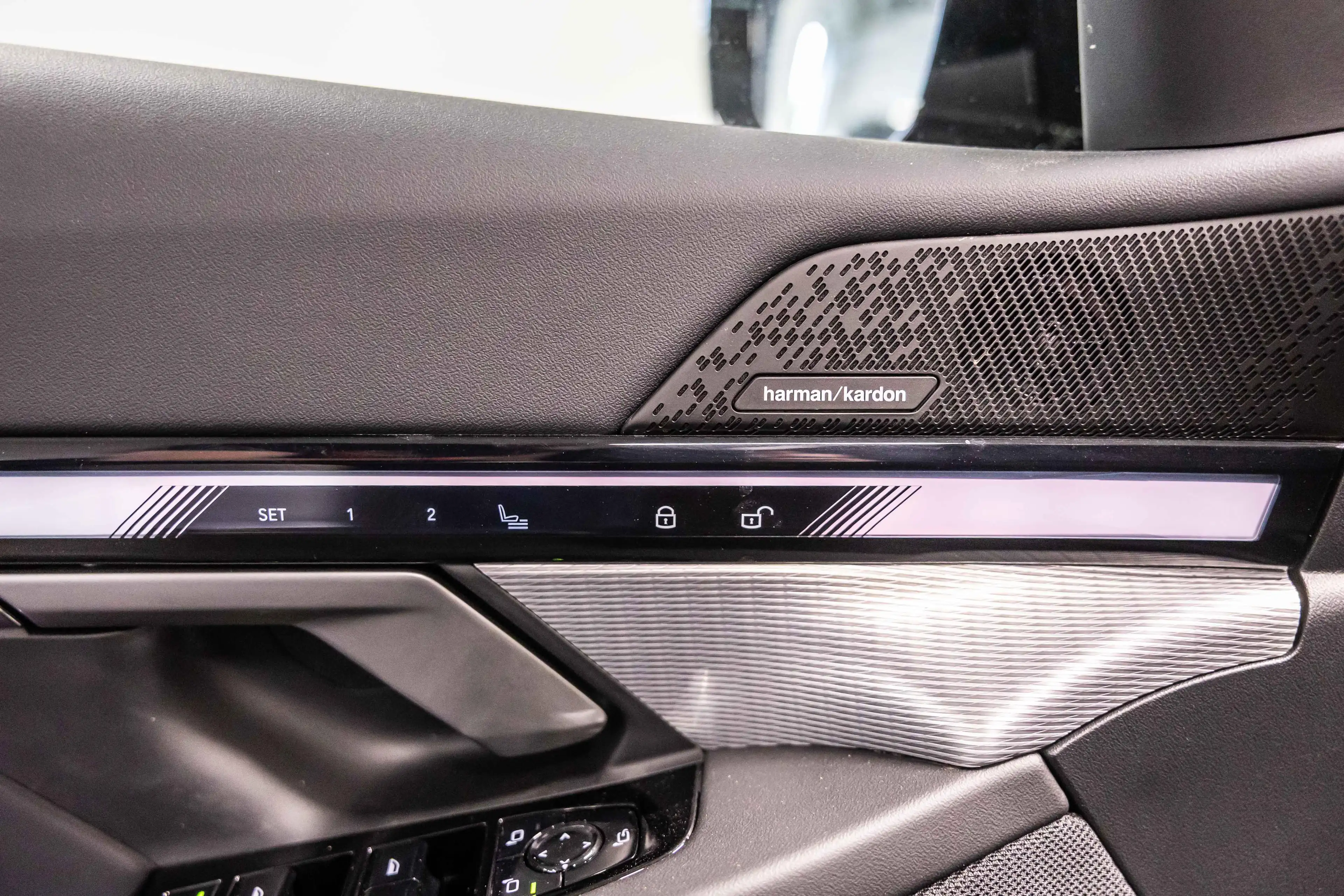BMW i5 eDrive40 Touring M SPORT PRO |DRIVE ASS PRO | PARK — photo 11