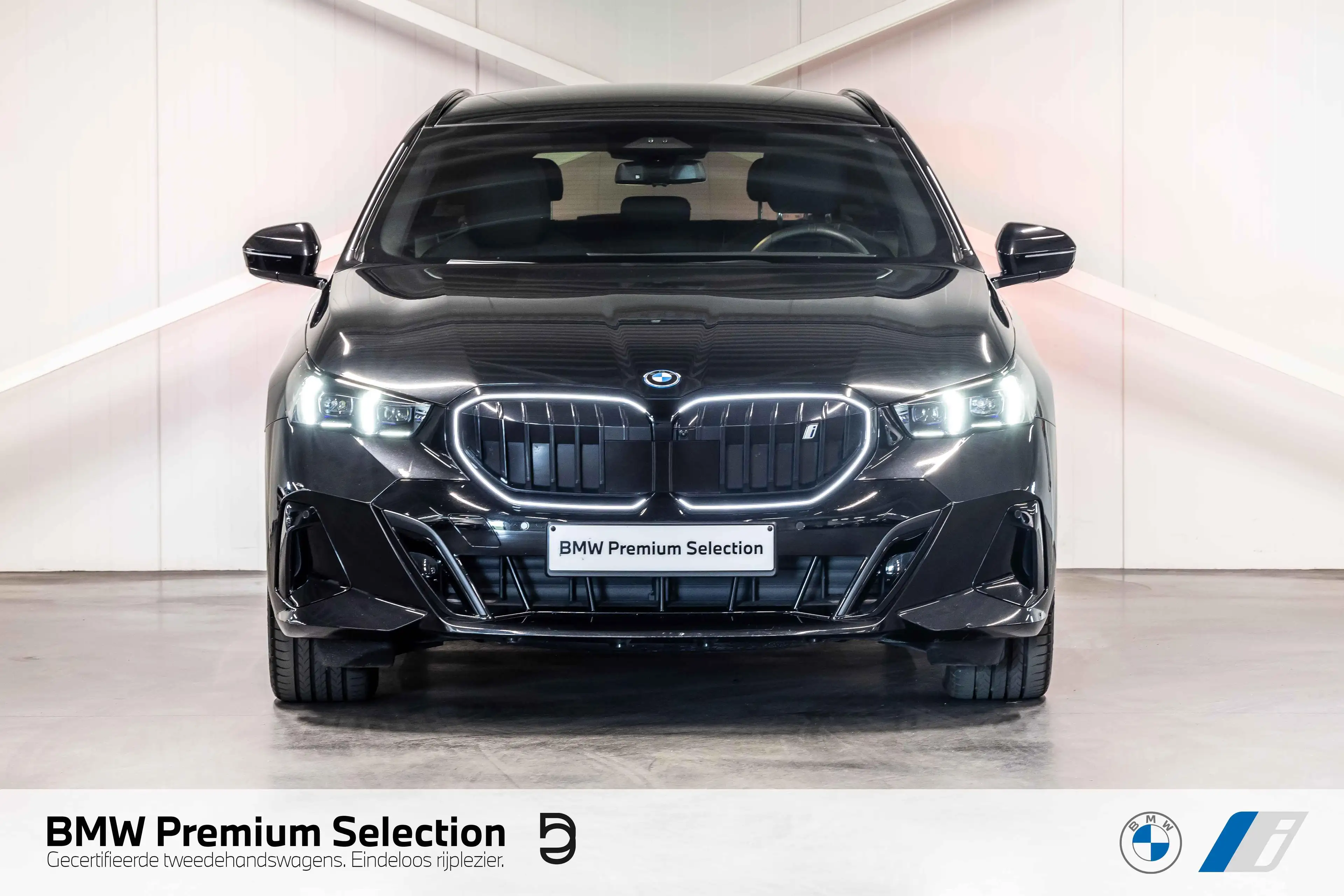 BMW i5 eDrive40 Touring M SPORT PRO |DRIVE ASS PRO | PARK — photo 2