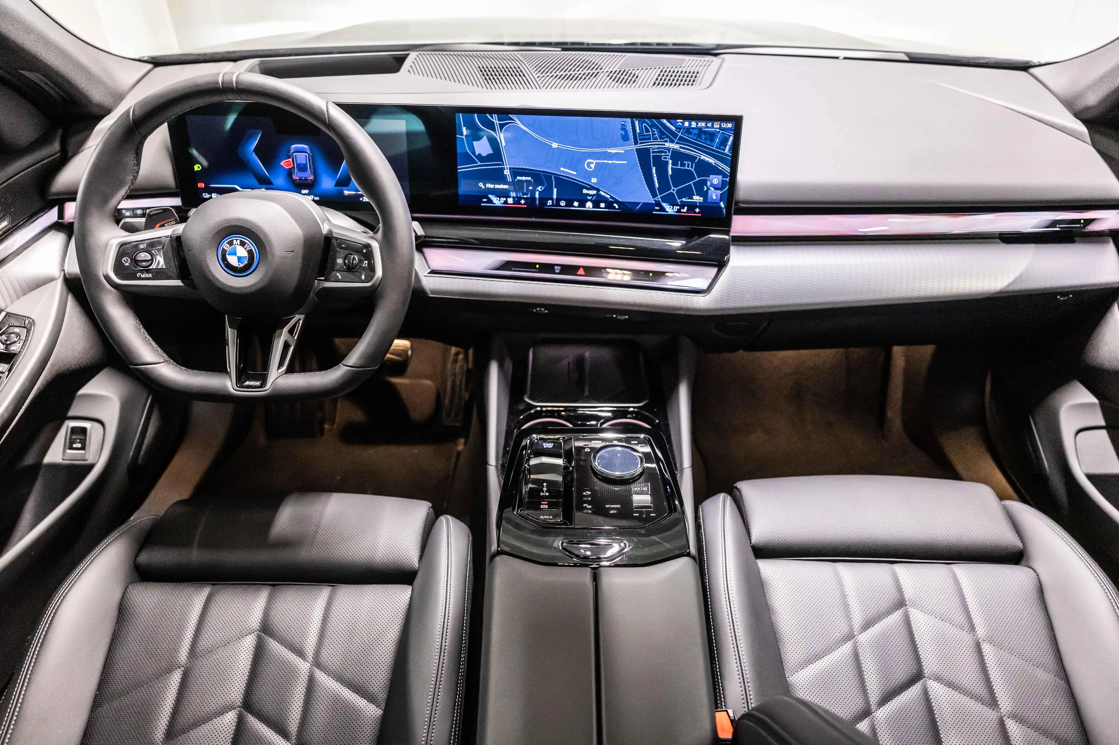 BMW i5 eDrive40 Touring M SPORT PRO |DRIVE ASS PRO | PARK — photo 8