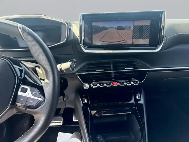 Peugeot 2008 view 12