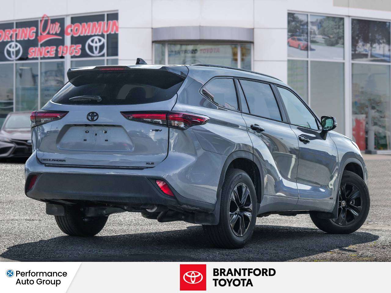 2025 Toyota Highlander (SOLD) RARE NIGHTSHADE XLE EDITION - CEMENT COLOUR — снимка 1