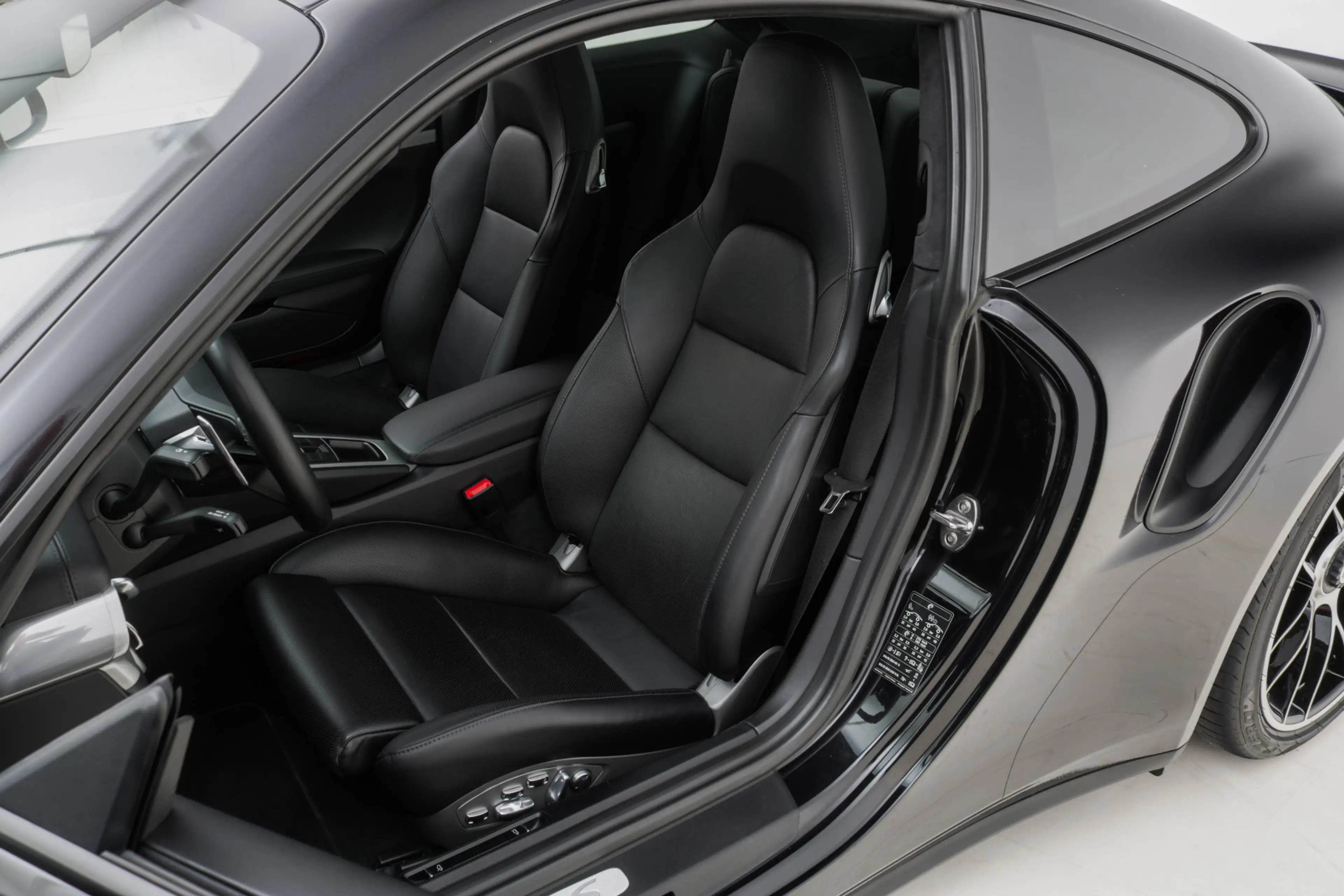 Porsche 991 991.2 3.8 Turbo S Exclusive Manufaktur - Lift - PC — photo 10
