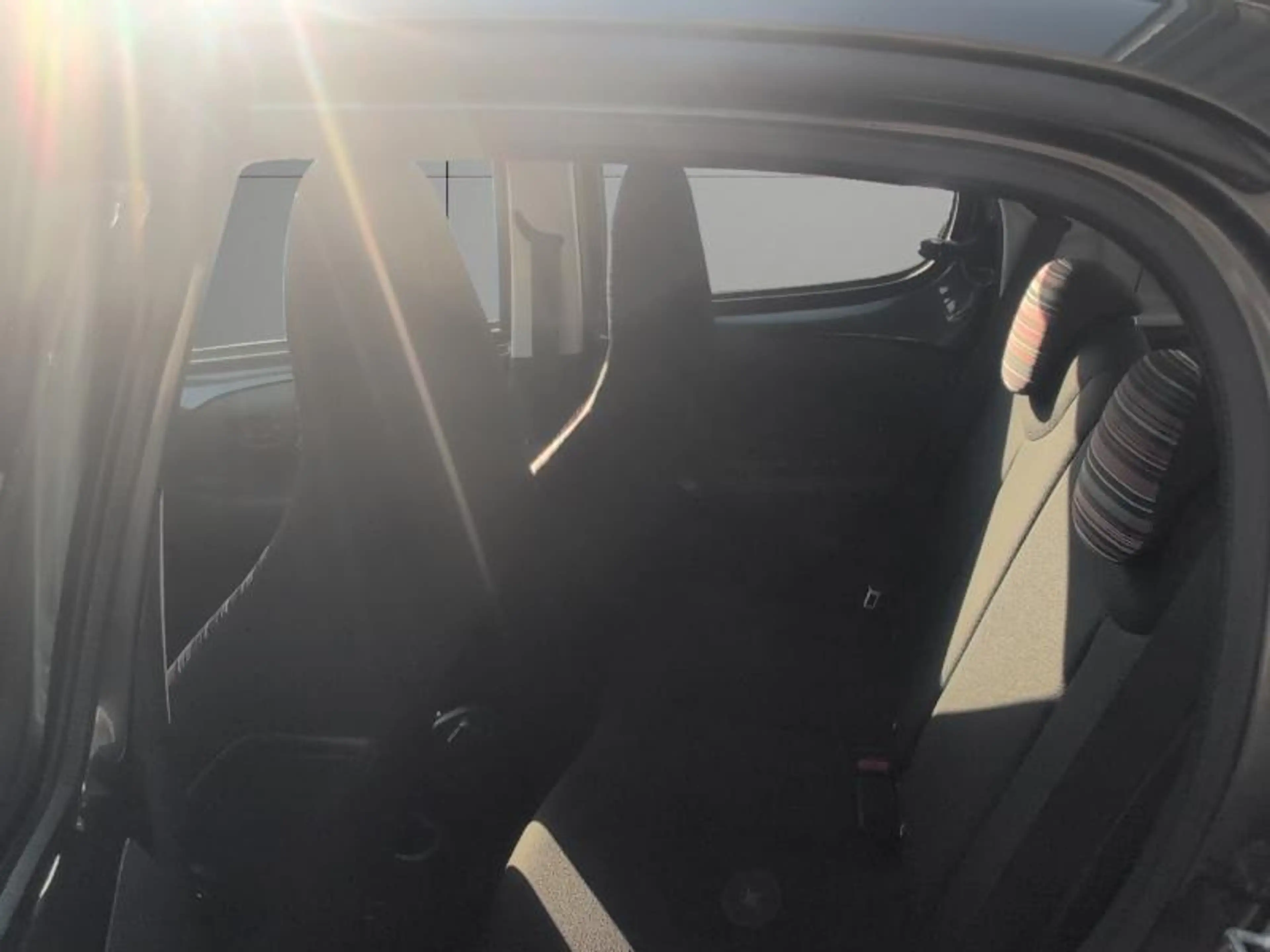 Citroen C1 1.0 72cv 5 portes Gris 05/19 73546km Airco Cruise — photo 10