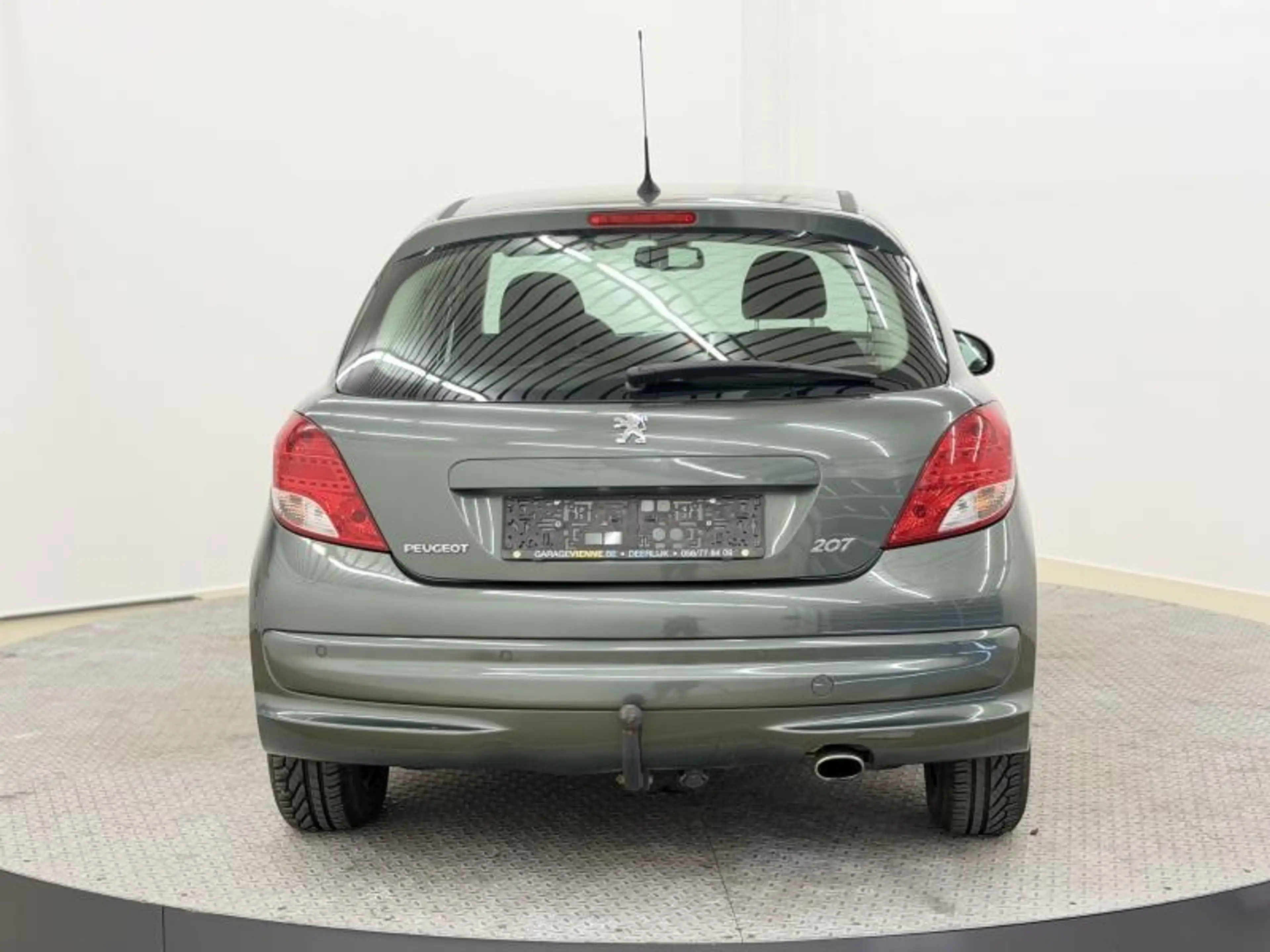 Peugeot 207 zeer goede staat — photo 6