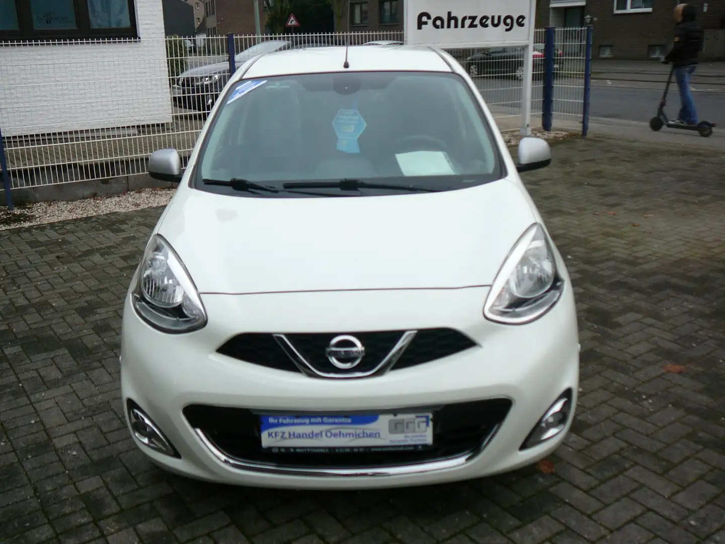 Nissan Micra Gepflegt,Automatikgetriebe,Navi,Klimaautomatik,usw Blanc - 2