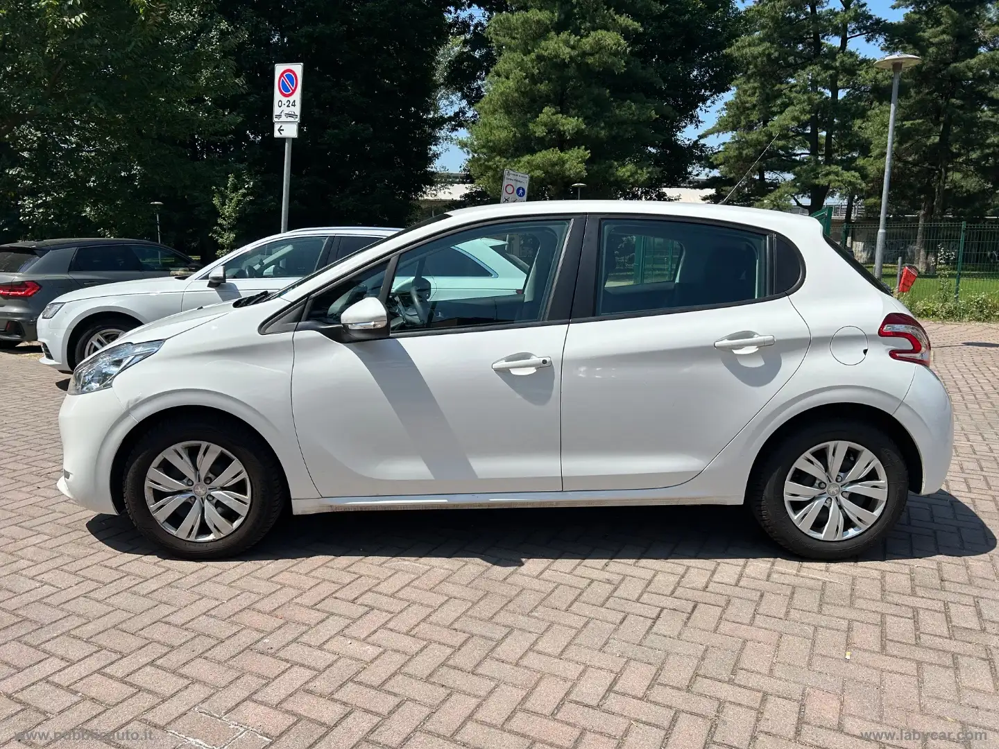 Peugeot 208 1.4 VTi 95 CV 5p. GPL Active Bianco - 2
