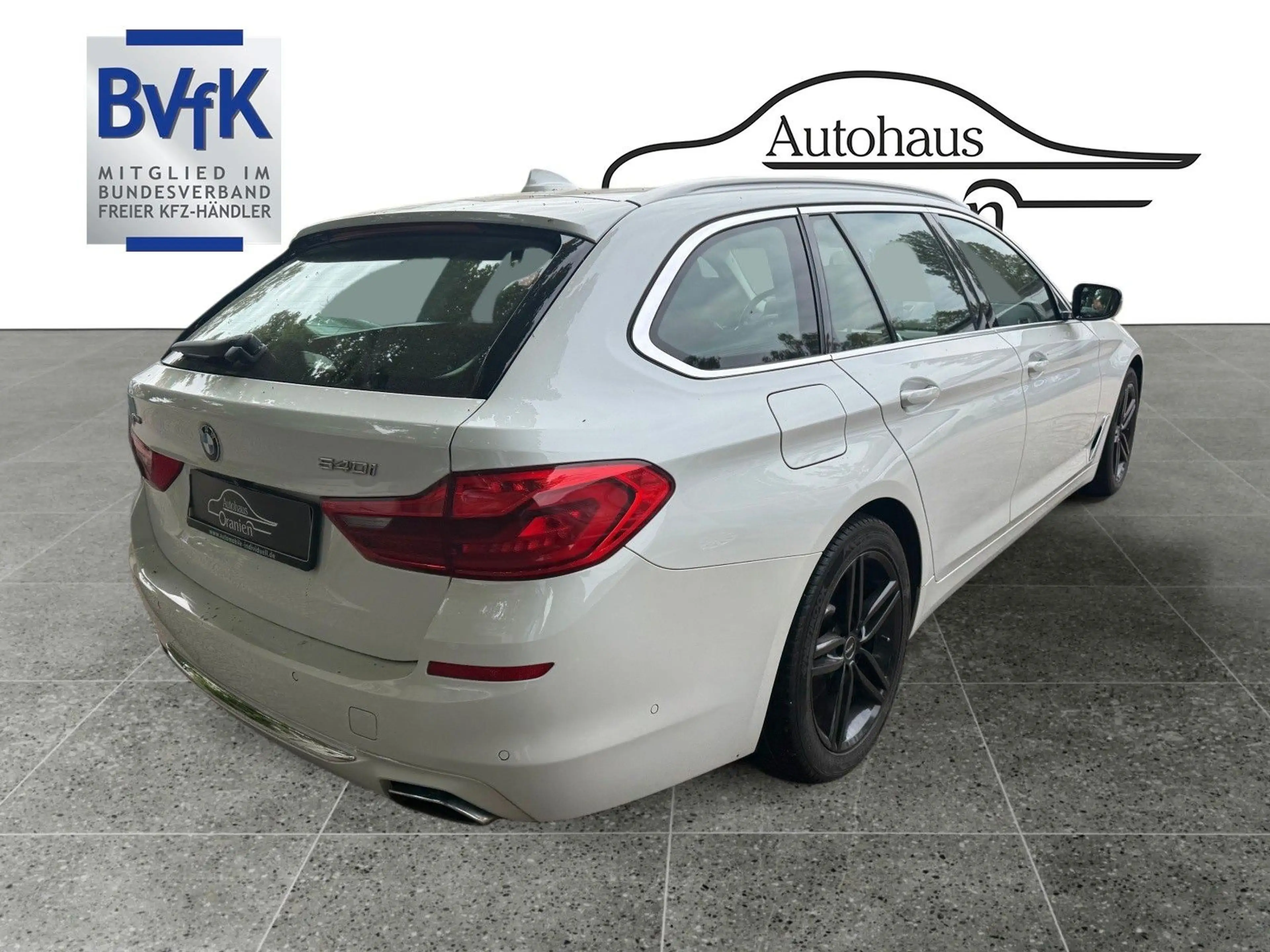BMW 540 Touring  xDrive Luxury Line,STANDH,PANO,HuD — photo 6
