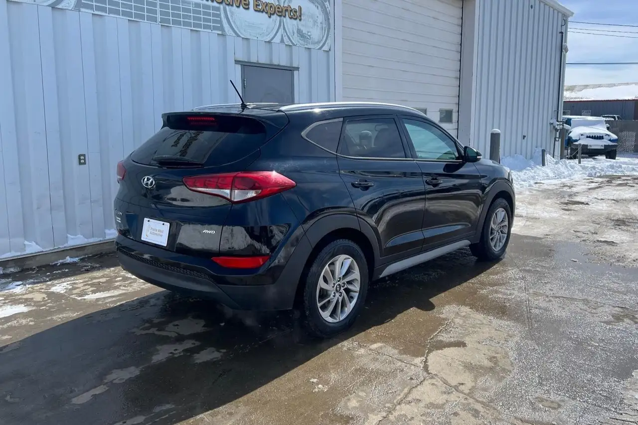 Hyundai TUCSON снимка Hyundai TUCSON