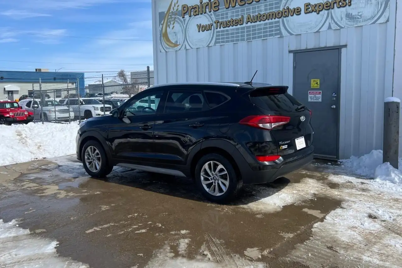 Hyundai TUCSON снимка Hyundai TUCSON