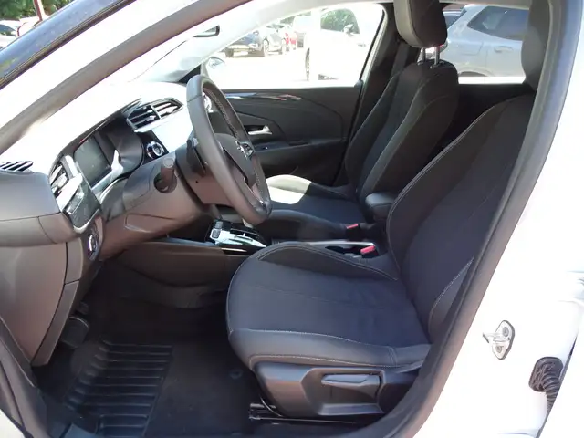 Opel Corsa view 10