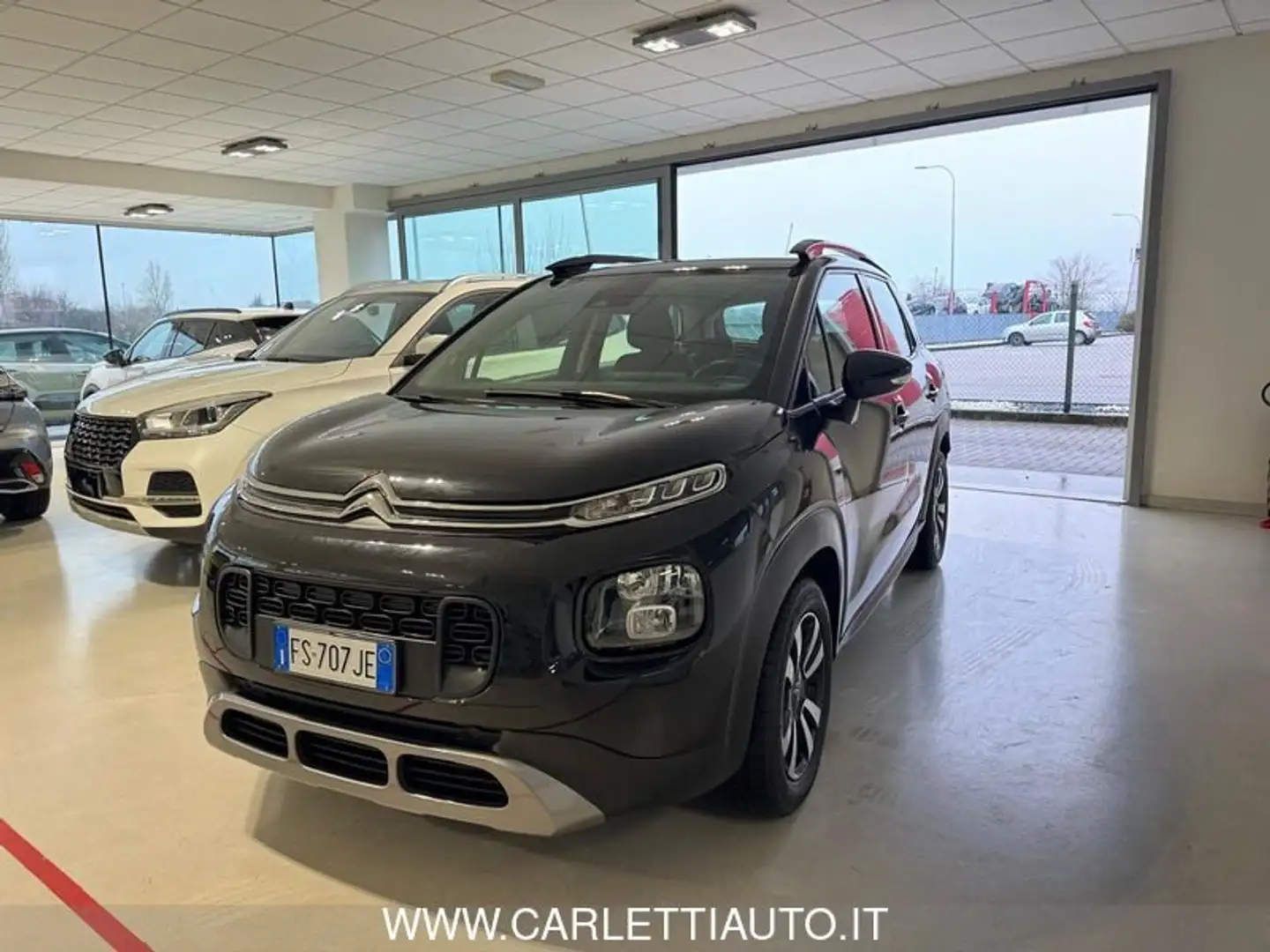 Citroen C3 Aircross BlueHDi 100 Feel Zwart - 1