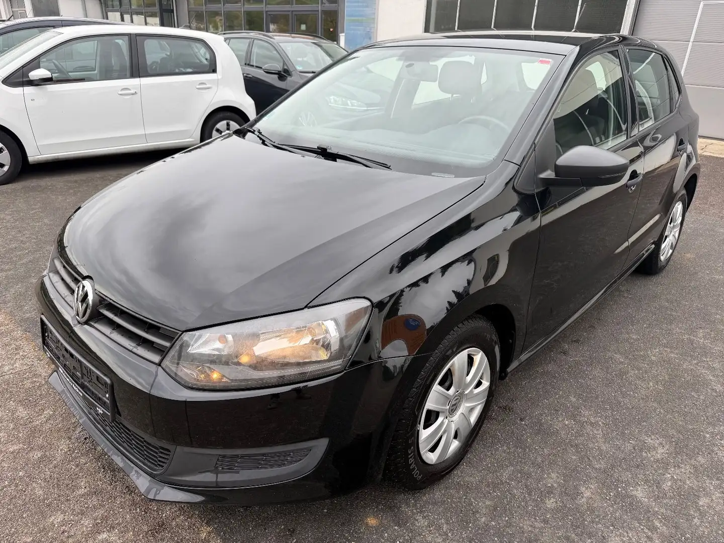 Volkswagen Polo V Trendline 1.2 Klimaanlage 1.Hand 5-Türer Schwarz - 1