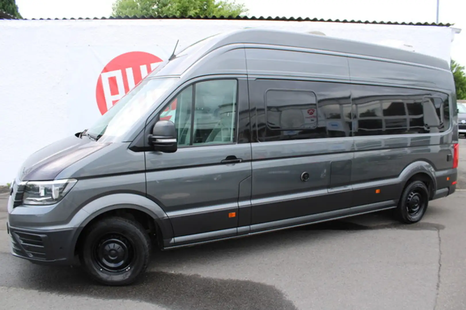 Volkswagen Crafter Grand California 2.0 TDI 4M Sthzg Solar Grau - 1