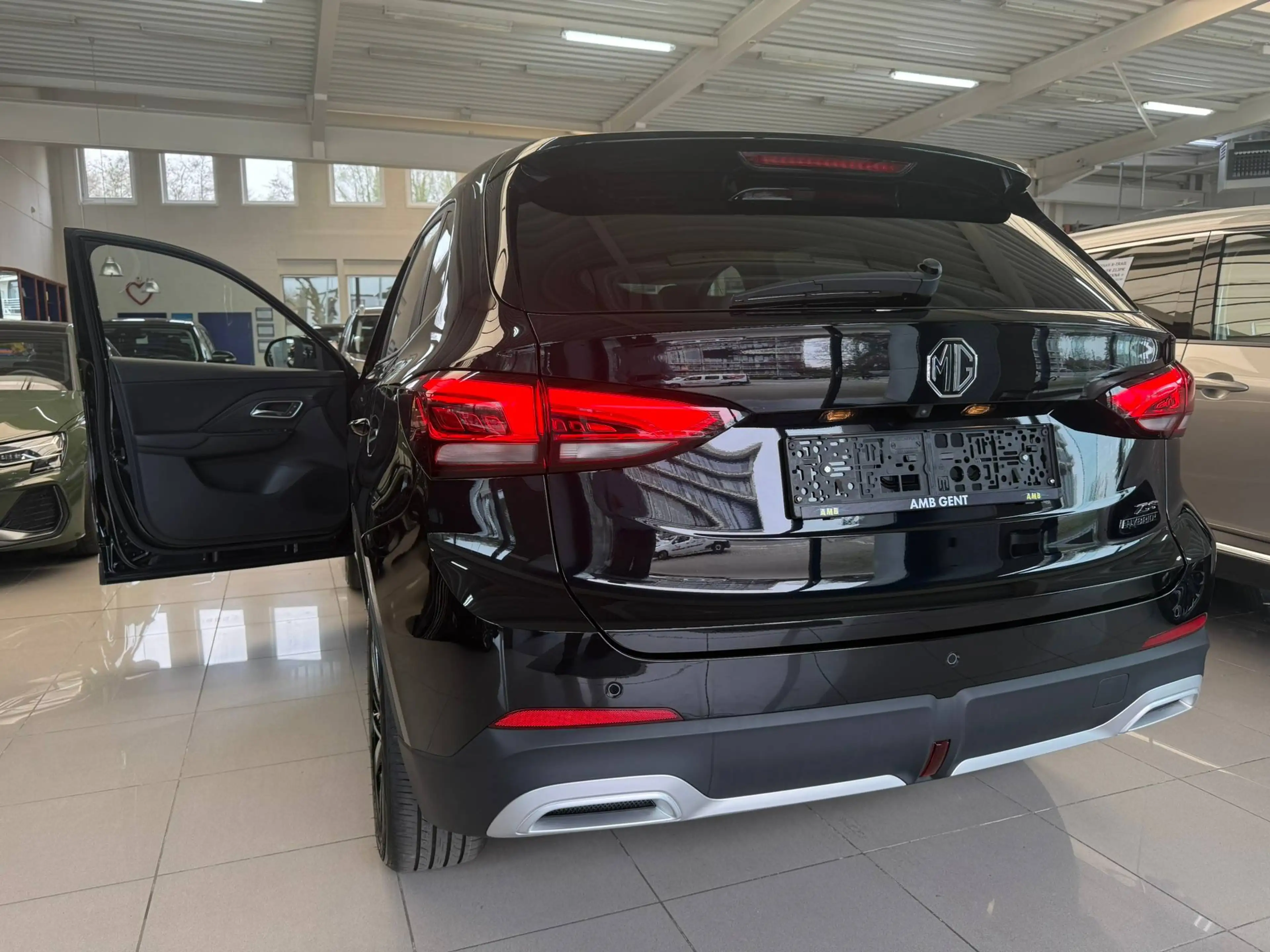 MG ZS 1.5i HYBRID+ 197pk(!!) LUXURY LEDER NAVI CAMERA ACC — photo 10