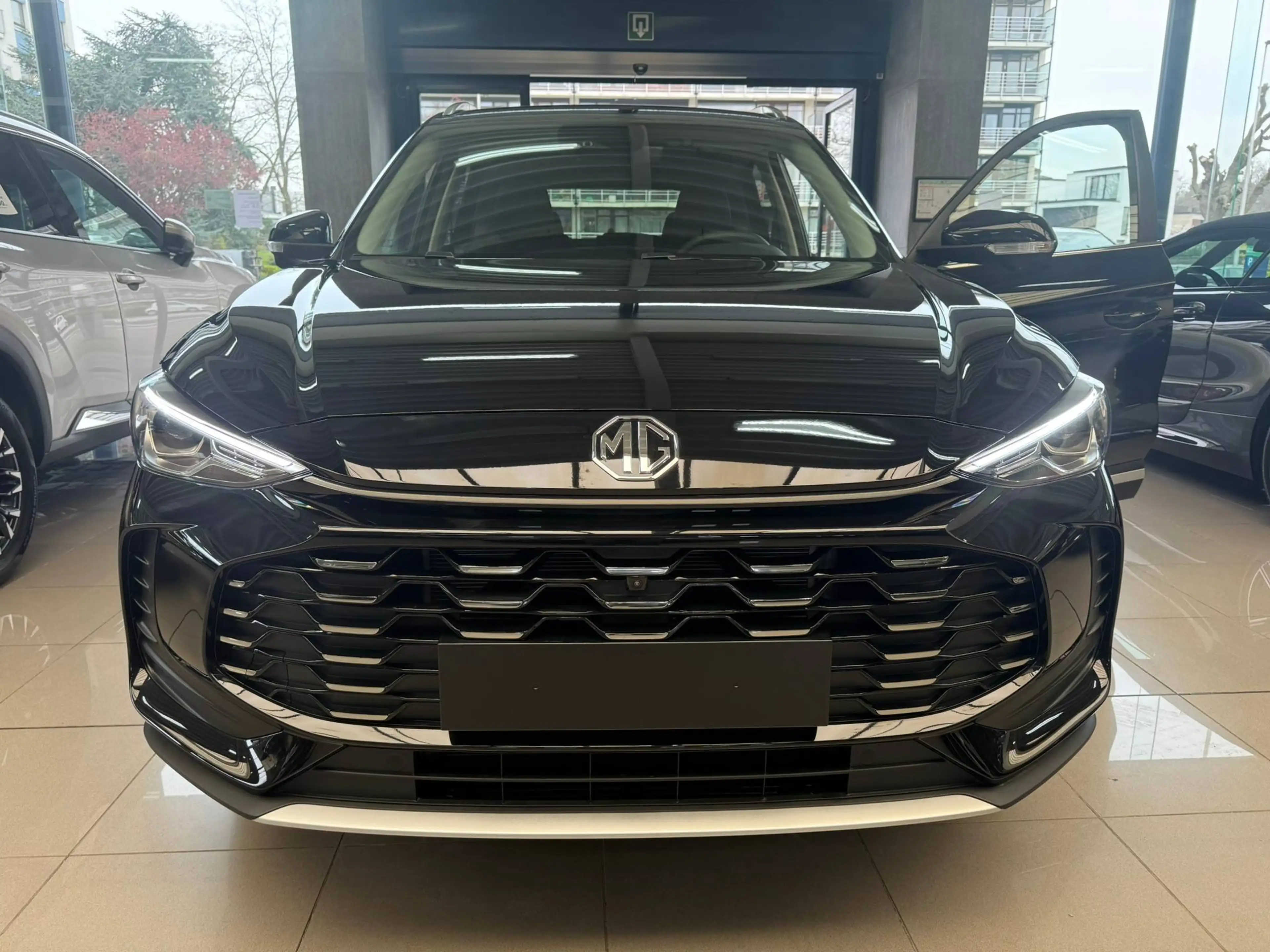 MG ZS 1.5i HYBRID+ 197pk(!!) LUXURY LEDER NAVI CAMERA ACC — photo 2