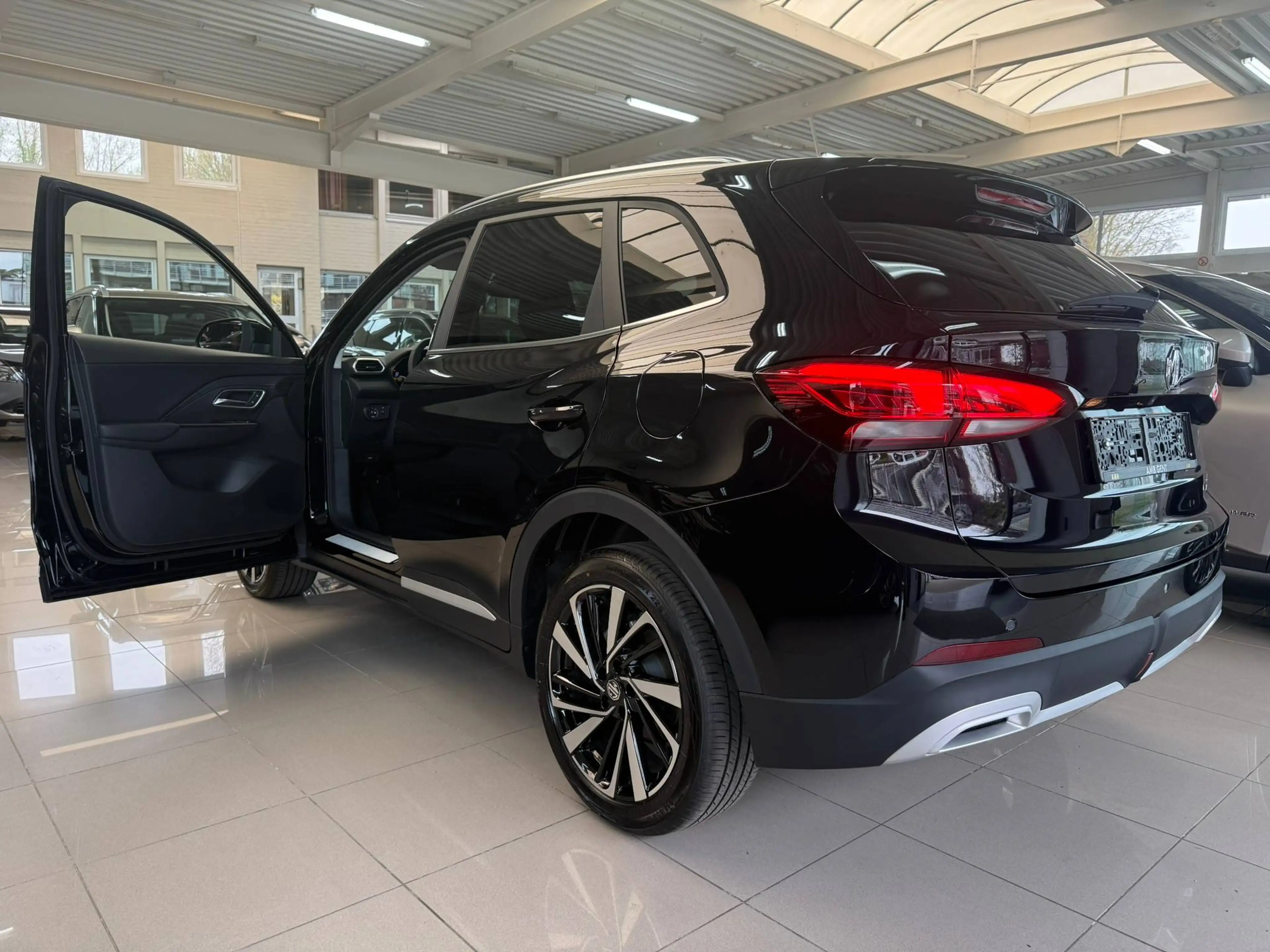 MG ZS 1.5i HYBRID+ 197pk(!!) LUXURY LEDER NAVI CAMERA ACC — photo 5