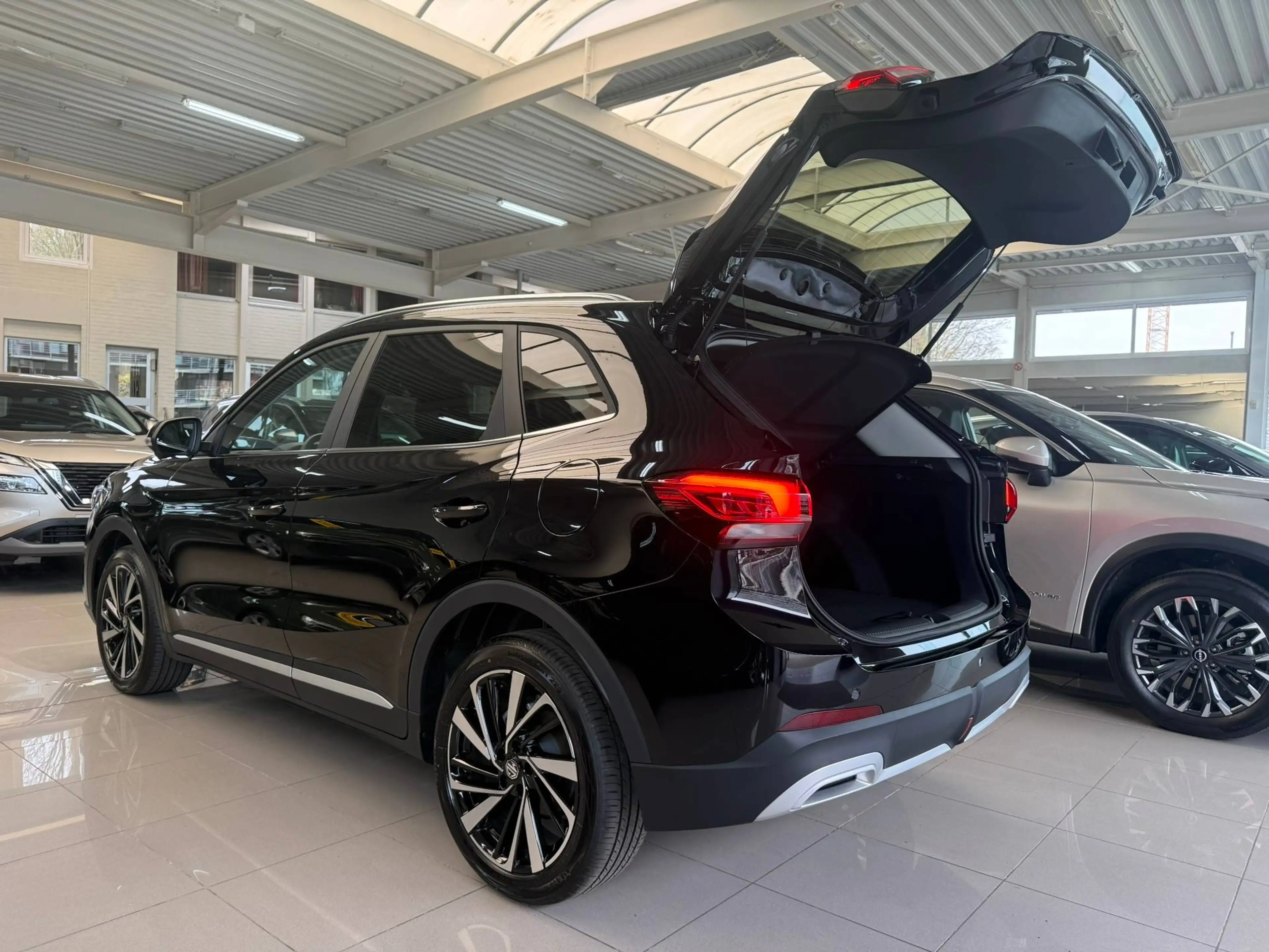 MG ZS 1.5i HYBRID+ 197pk(!!) LUXURY LEDER NAVI CAMERA ACC — photo 13